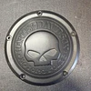 Derby Cover, Modelo Willie G Skull, marca Harley Davidson,  PN 25700740, 1978 6