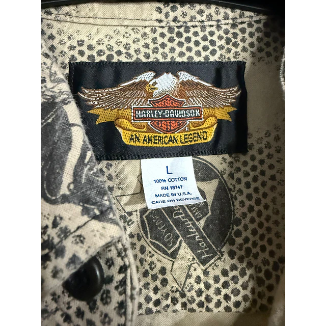 Camisa manga larga marca Harley Davidson, color crema con monogra motos, Talla L 2009 3