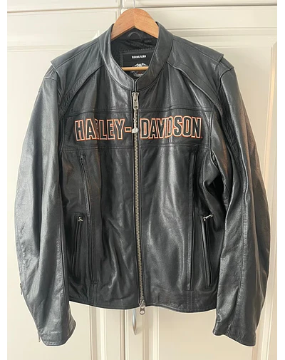 Chaqueta cuero marca Harley davidson, Victory Lane Black, color negro talla L 2032