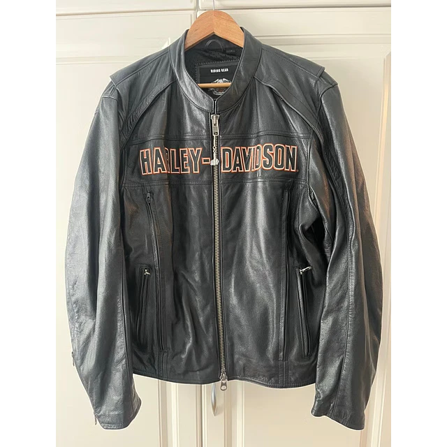 Chaqueta cuero marca Harley davidson, Victory Lane Black, color negro talla L 2032 1