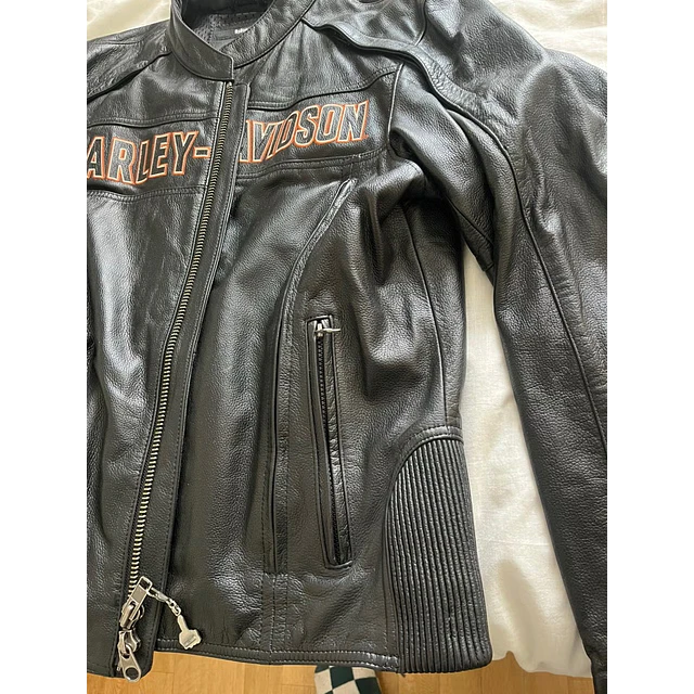 Chaqueta cuero marca Harley davidson, Victory Lane Black, color negro talla L 2032 7