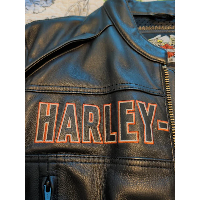 Chaqueta cuero marca Harley davidson, Victory Lane Black, color negro talla L 2032 9