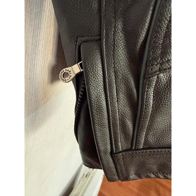 Chaqueta cuero marca Harley davidson, Victory Lane Black, color negro talla L 2032 15