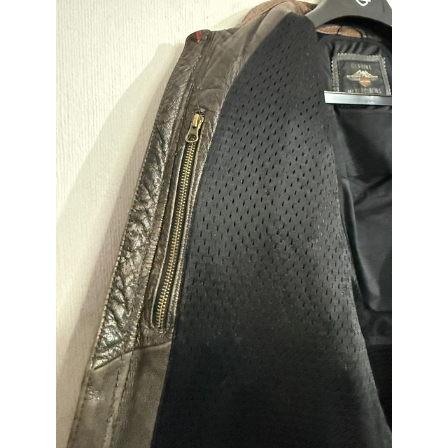 Chaqueta cuero marca Harley Davidson, talla M color cafe con protecciones 2048 12