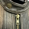 Chaqueta cuero marca Harley Davidson, talla M color cafe con protecciones 2048 13