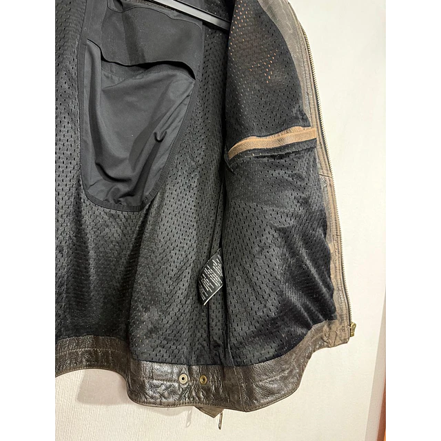Chaqueta cuero marca Harley Davidson, talla M color cafe con protecciones 2048 7