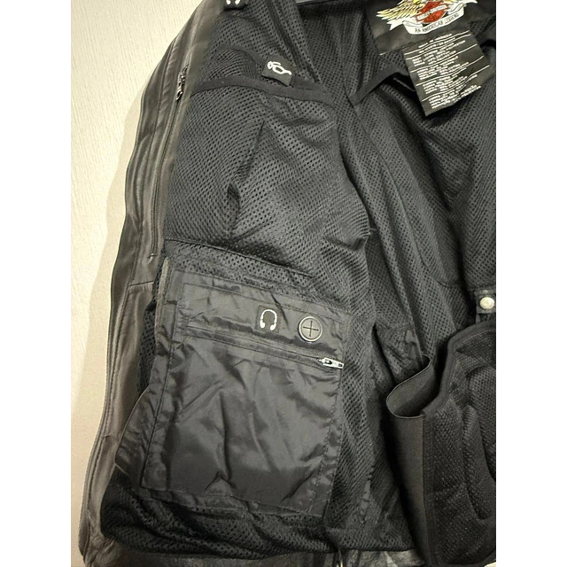 Chaqueta cuero marca Harley davidson, Modelo wing skull reflectante, color negro talla M 2049 13