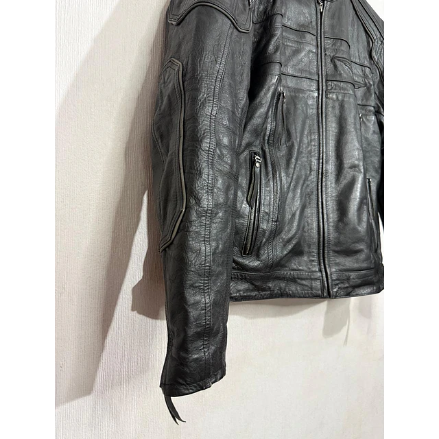 Chaqueta cuero marca Harley davidson, Modelo wing skull reflectante, color negro talla M 2049 17