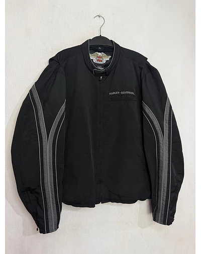 Chaqueta tela marca Harley davidson, color negro talla XL 2053