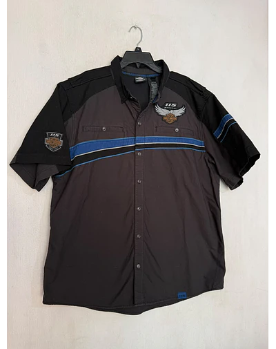 Camisa manga corta, marca Harley Davidson, color gris Modelo aniversario 115, talla 2XL 2079