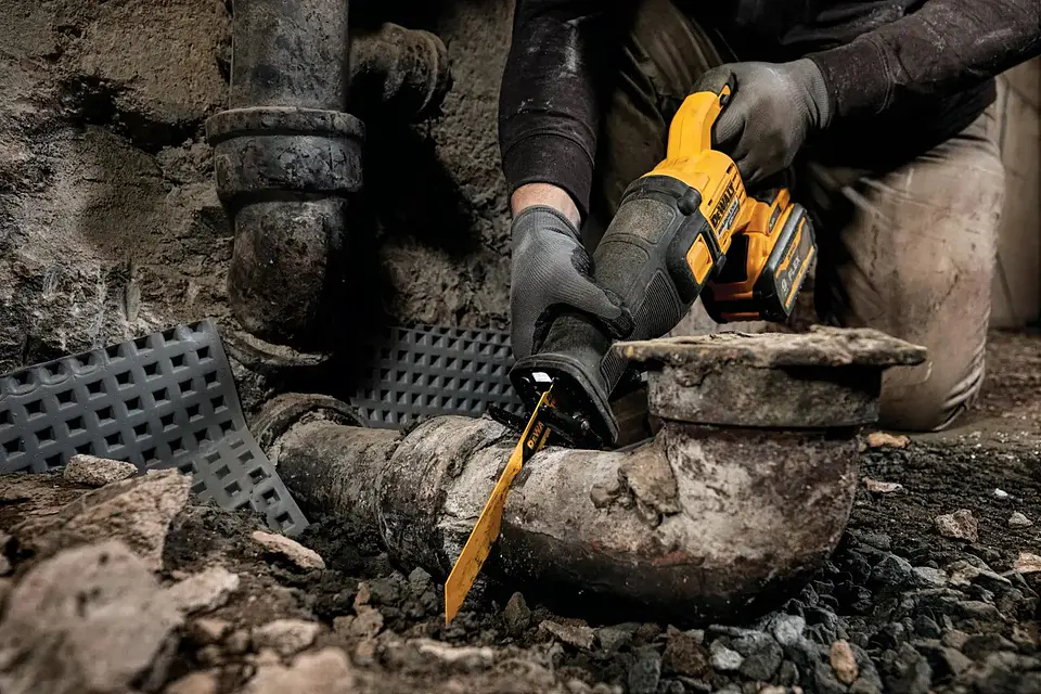 DEWALT FLEXVOLT 60V MAX* Sierra recíproca, inalámbrica, solo herramienta (DCS389X1)  3