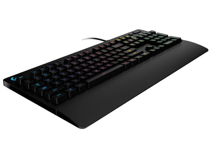 Teclado Gamer Logitech g213 RGB español  3