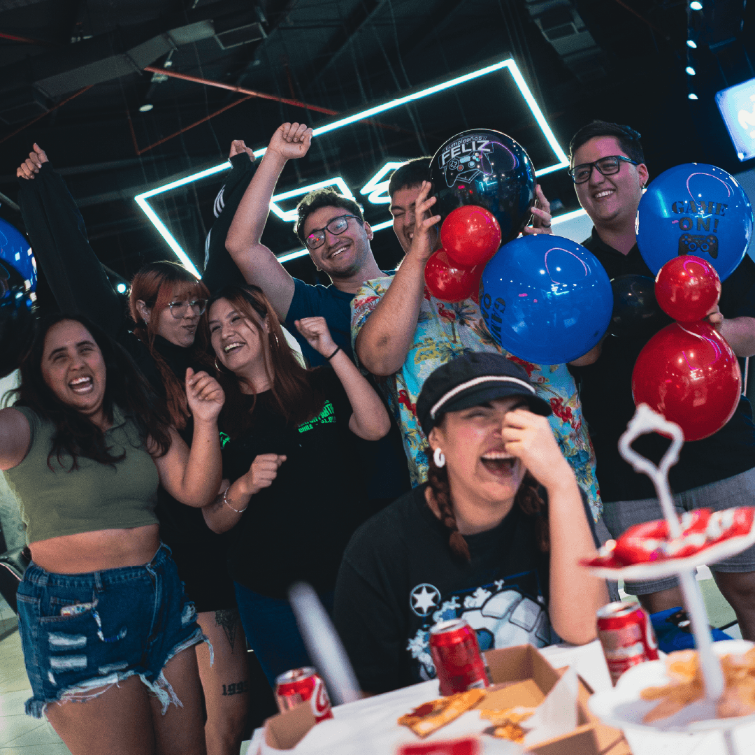 Cumpleaños God Fin de Semana — Trébol 4