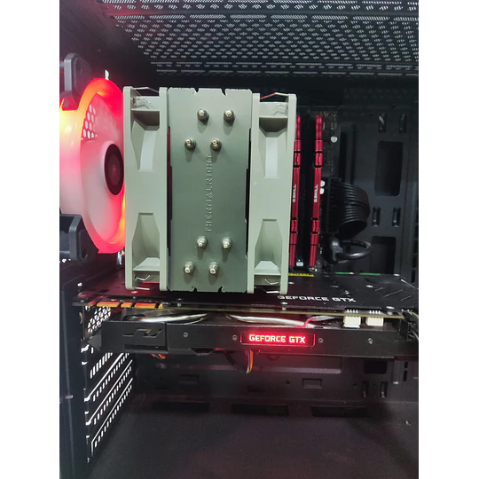 PC GamerGear | i7 8700 | GTX 1070 Ti | 16 GB | 500GB
