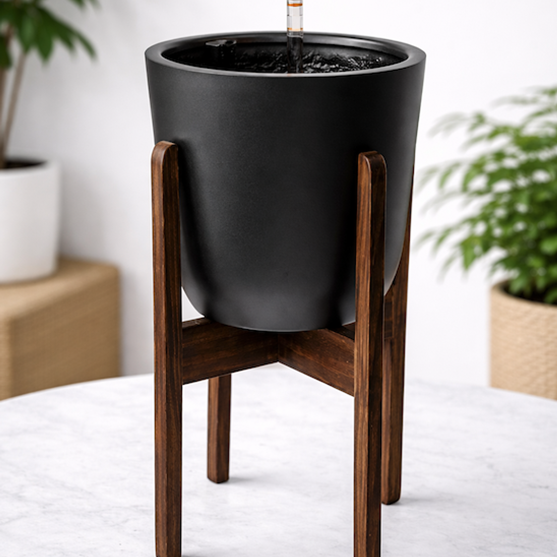 Macetero Autorregante Negro L (28x27) con Pedestal 1