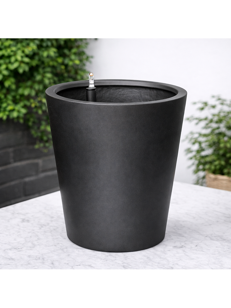 Macetero Autorregante Negro Cono (52x50) 1