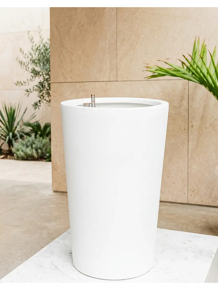Macetero Autorregante Blanco Cono XXL (71x45) 1