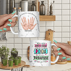 Arte Caneca Pedi a Deus uma amiga ele me deu uma doida com parafuso a menos que amo Arquivo Editável