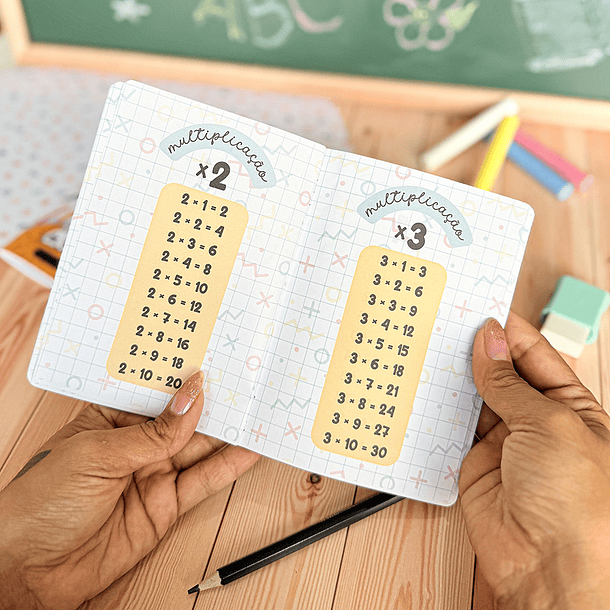 Arquivo Volta as Aulas Caderno, Chaveiro, Etiquetas, Livrinho Mascotinhos em Jpg 10