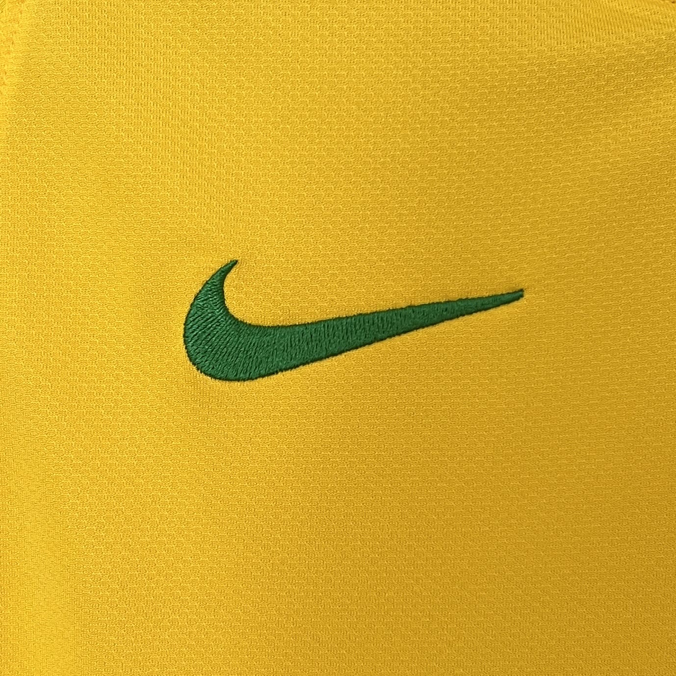 Camisa Retrô Brasil 2010 Casa 4