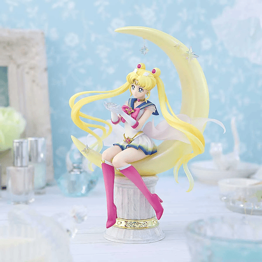 Super Sailor Moon -Bright Moon & Legendary Silver Crystal Figuarts Zero  - Image 5