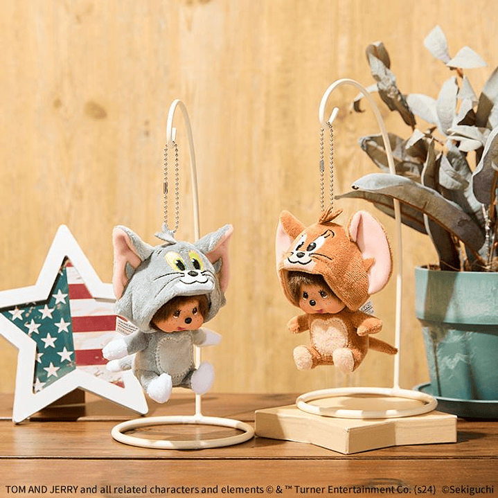 [NAVIDAD 2025] Llavero Tom & Jerry x Monchhichi Jerry – Edición Especial 85.º Aniversario Original 4