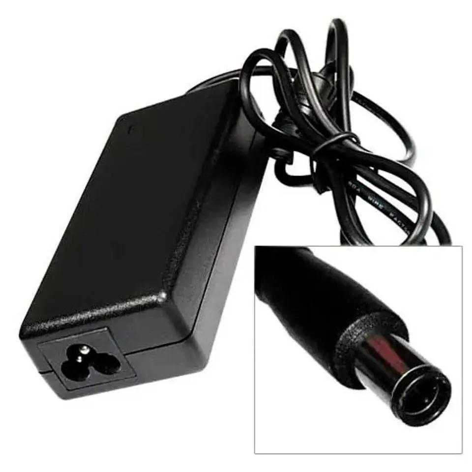 Cargador HP Pin Central 19V. 3.33A 1
