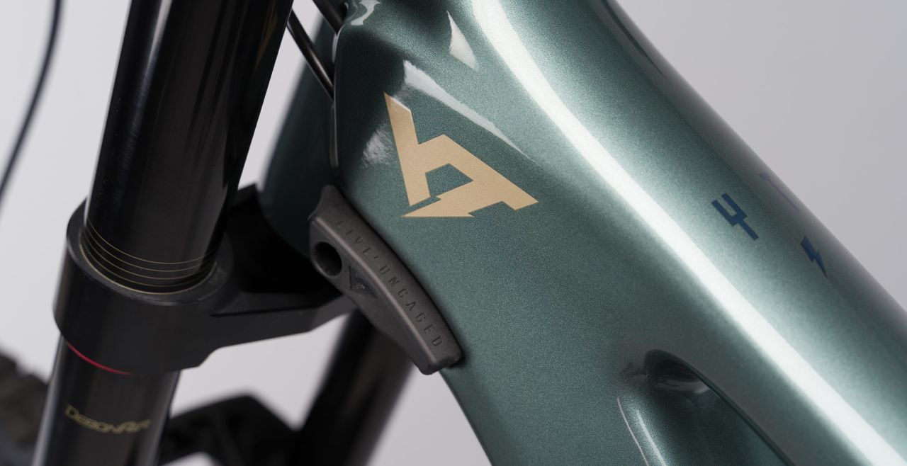 TUES CORE 2 MX TALLA S BLACK FRIDAY