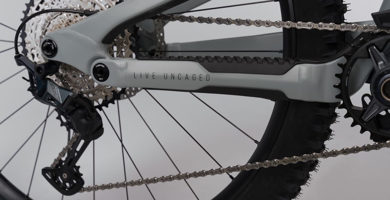 Cuadro YT Capra MK3 AL Gris C2