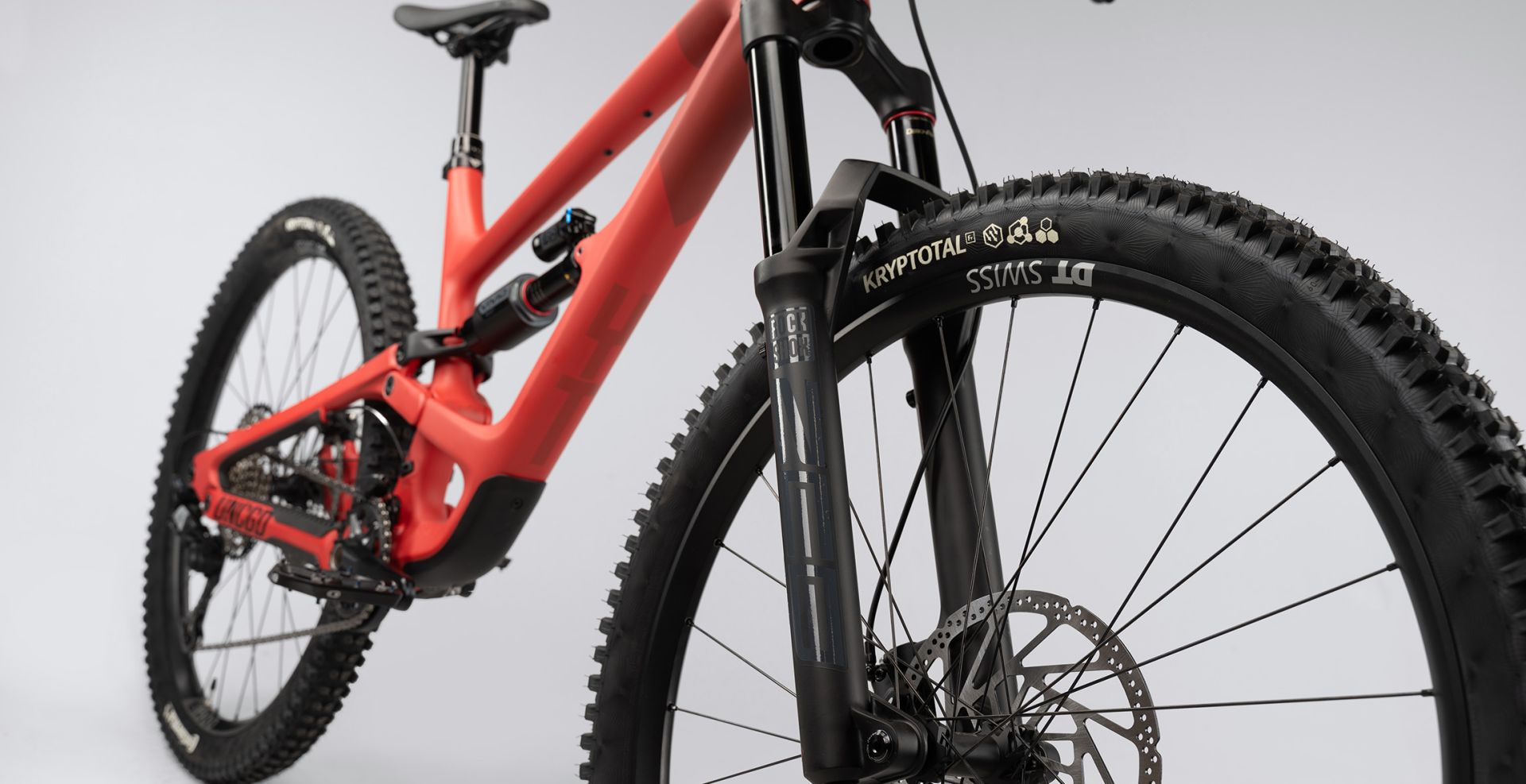 Cuadro YT Capra MK3 Carbono rojo