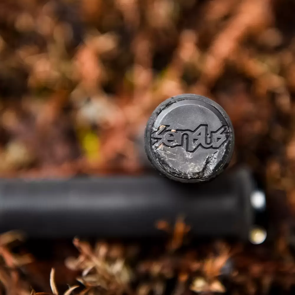 Puños SENSUS Lite Lock On Negro café 