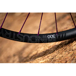 Llanta ENDURO 300  27.5"