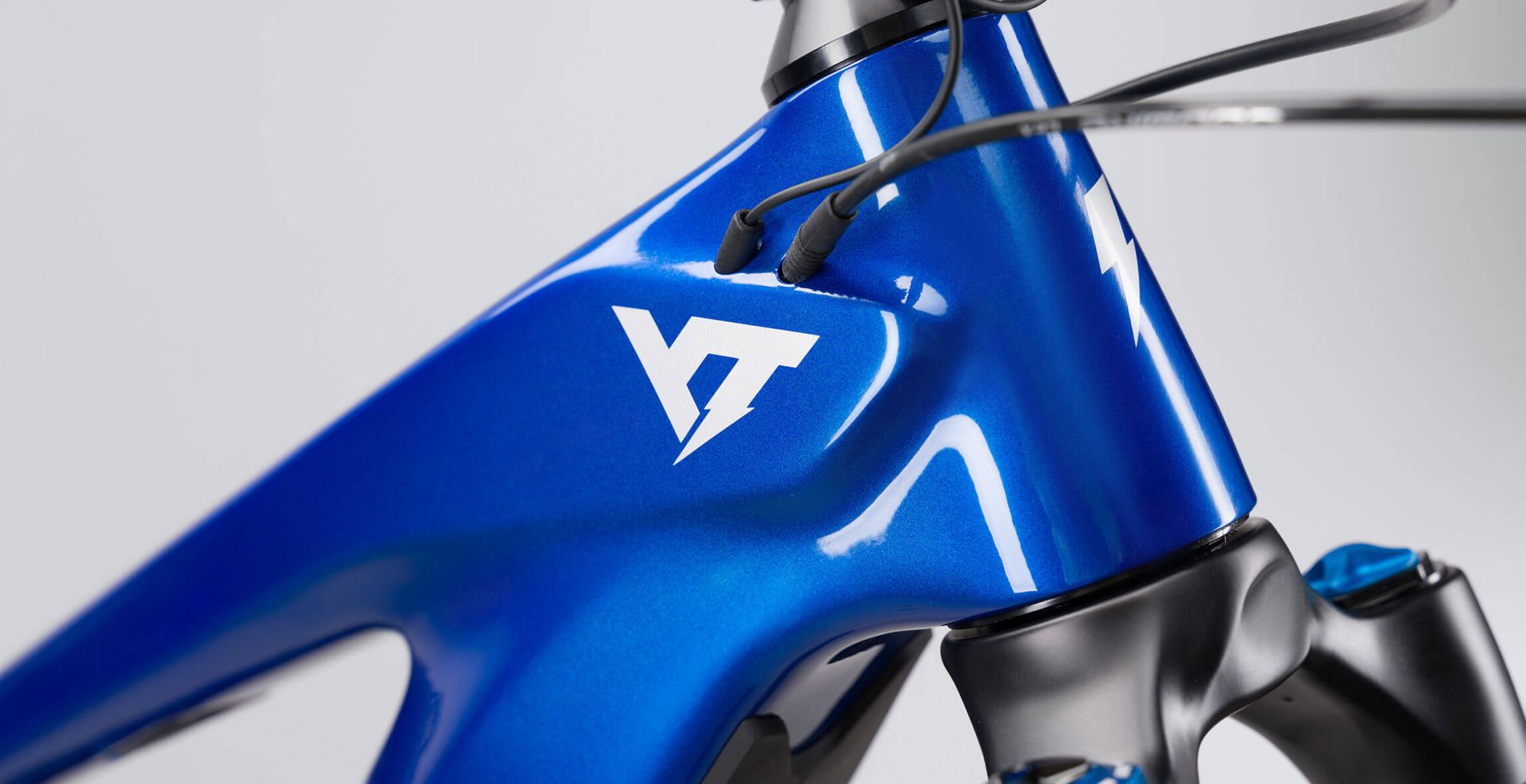YT DECOY MX CORE 5 SHIMANO 