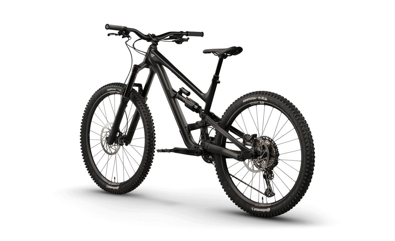 YT CAPRA CORE 2 29 AL Black