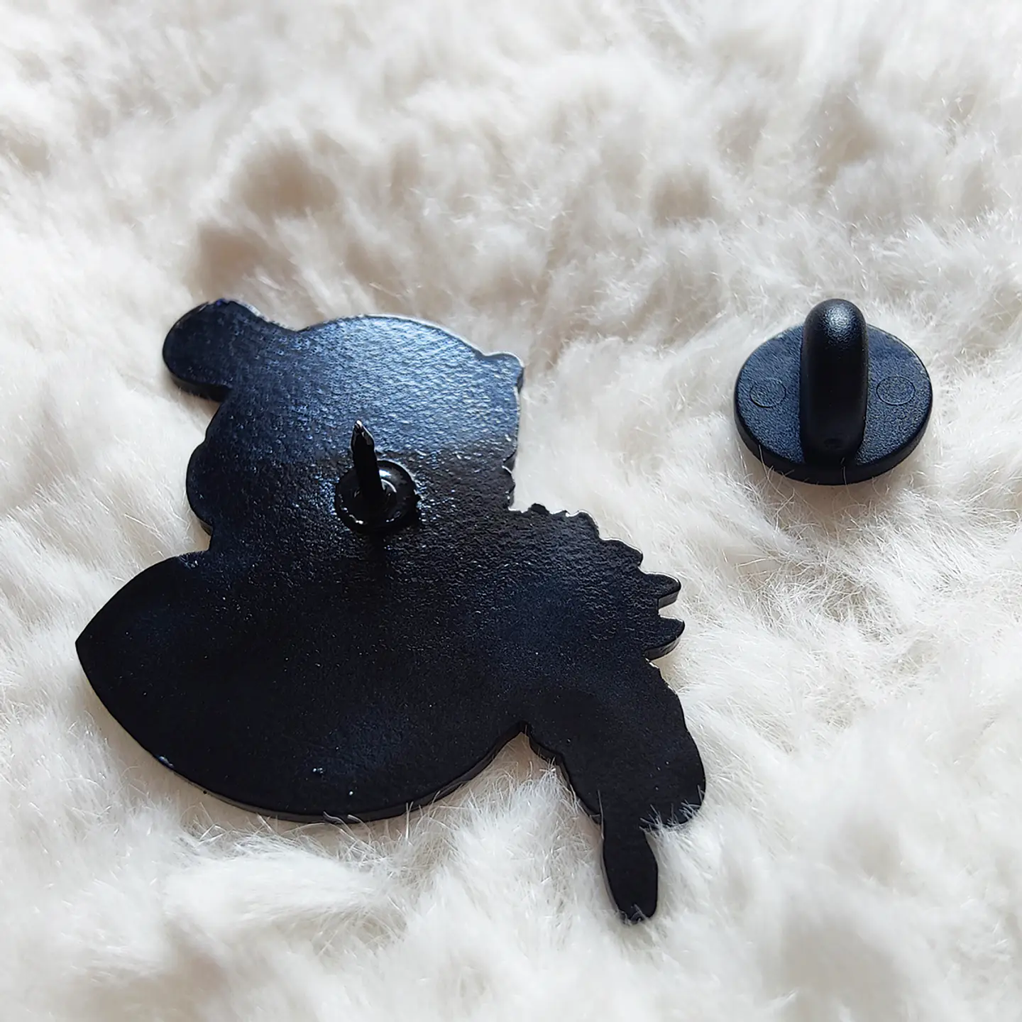 Bad Bunny ·  Sunflower Pin 4