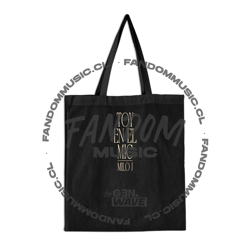 Milo J · Toy en el Mic Totebag 1