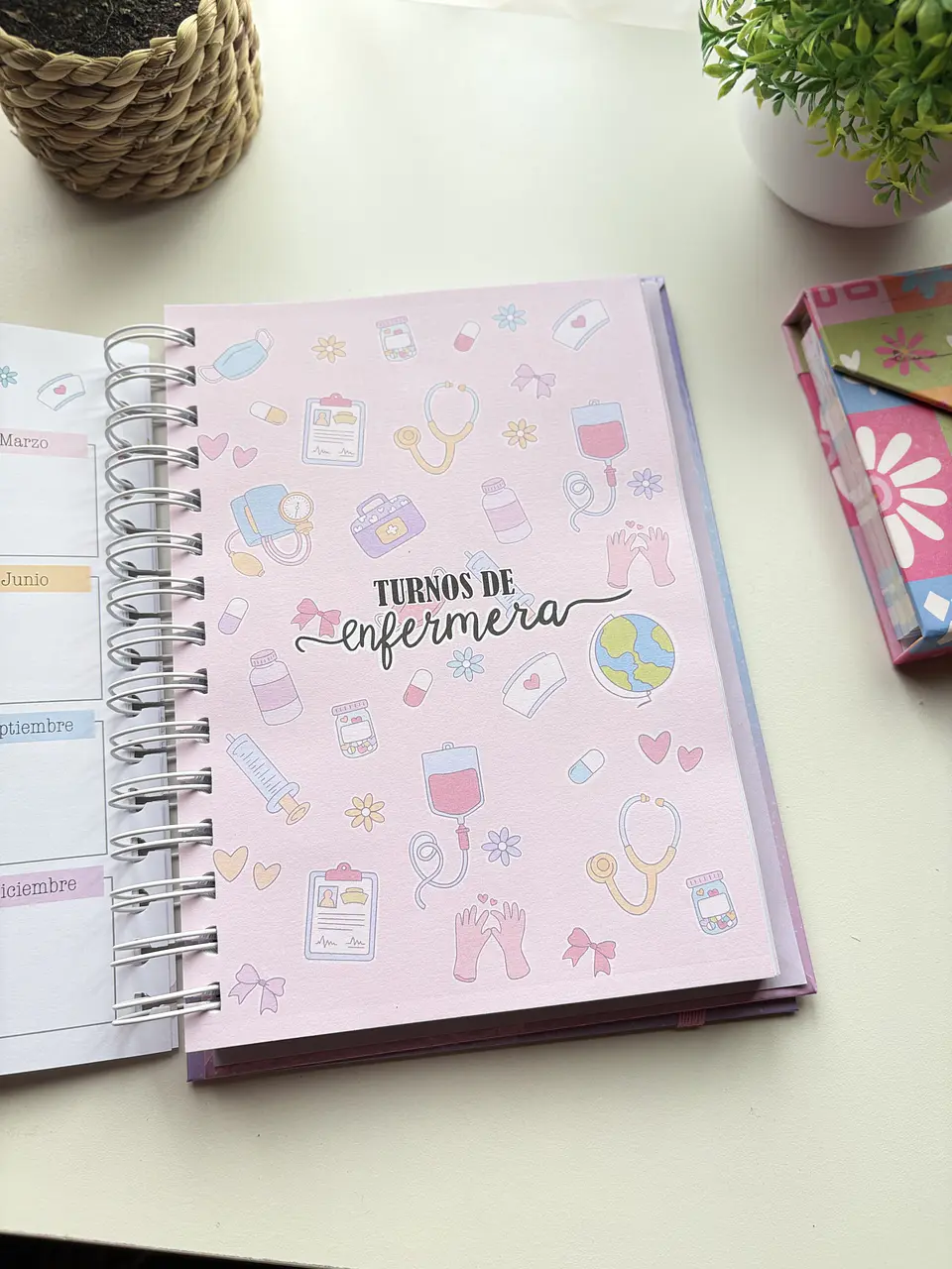 Libreta Planner A5 - Enfermera  6