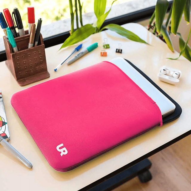 Funda Reversible para Notebook Urbano 14" Rosado/Negro (Reacondicionado)