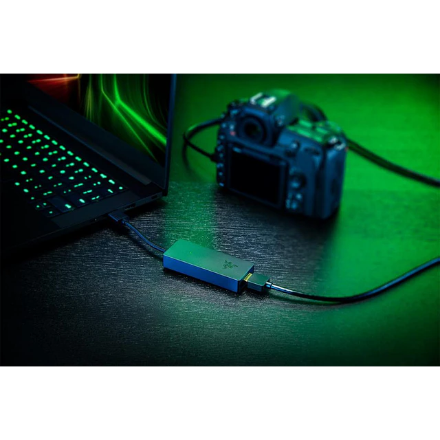 Razer Capturadora de Video Ripsaw X, USB 3.2, HDMI, 4K, Negro/ RZ20-04140100-R3M1