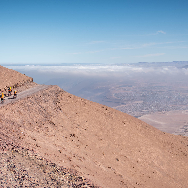  Clase de  Downhill en el  Cerro Tarapacá Iquique 5