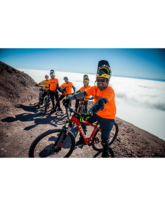  Clase de  Downhill en el  Cerro Tarapacá Iquique