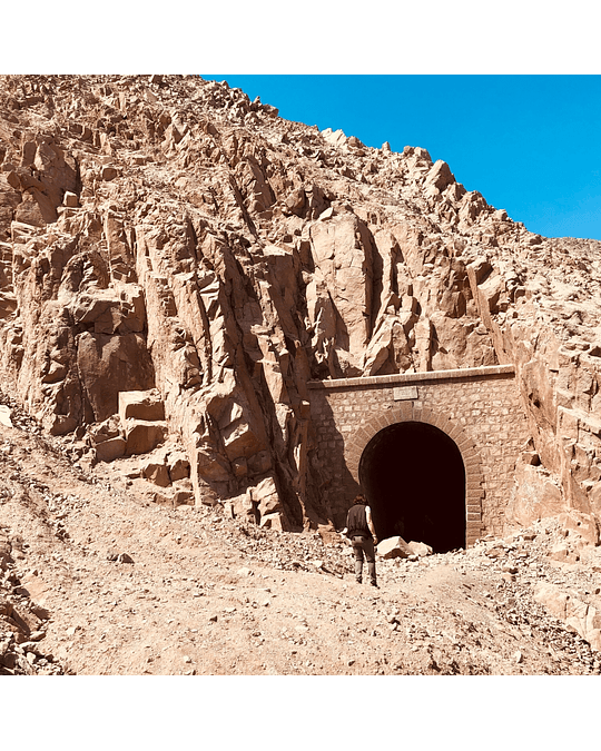 Trekking Túneles de Longino