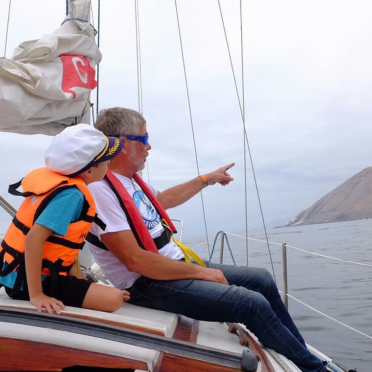 Navegación a vela por la costa de Iquique 3