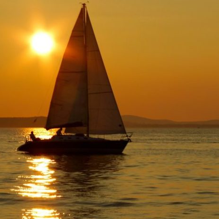Navegación a vela por la costa de Iquique 4