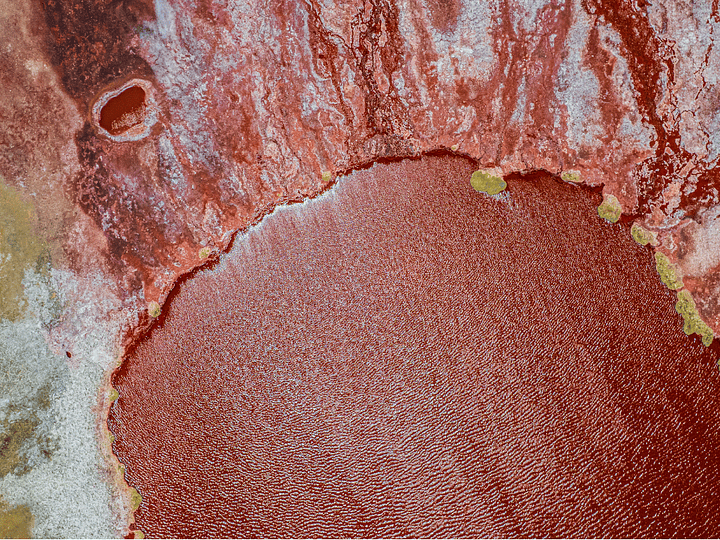 ¿Dónde se encuentra la Laguna Roja?