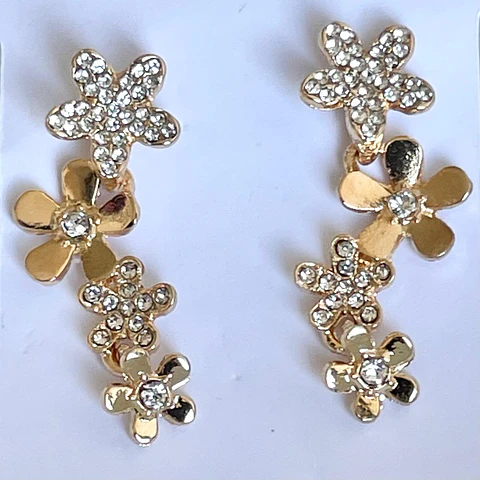 Aros flor largos  dorados