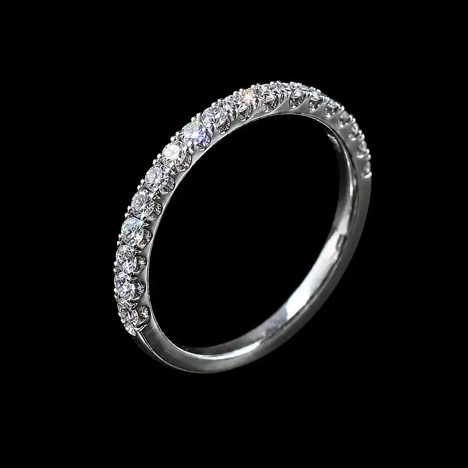 Anillo medio cintillo moissanita talla 8 1