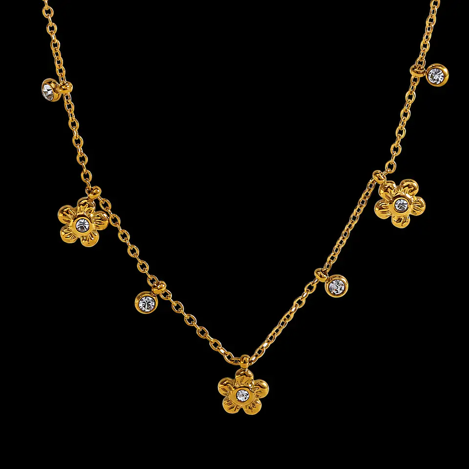Collar dorado con flores y brillos modelo Rosie 2