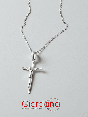 Colgante de Crucifijo Tradicional 