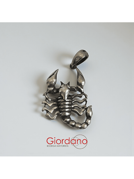 Colgante de Escorpión  1